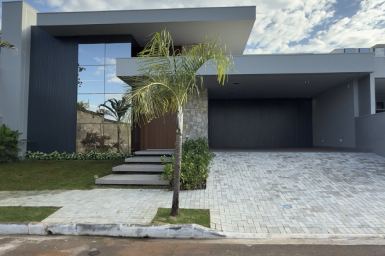 Casa 247m Umuarama-PR 11